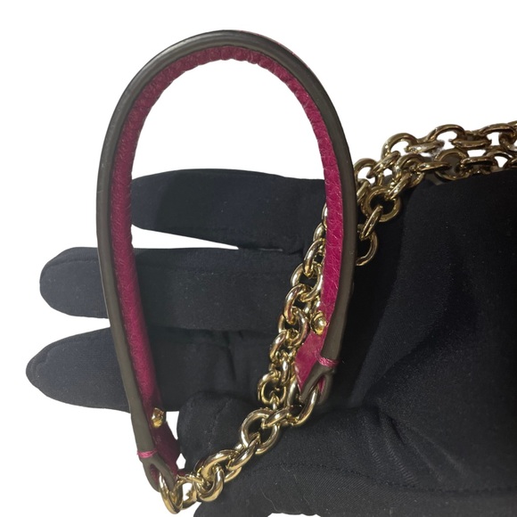 Coach Berry Gold Tone Turnlock 2 Way Shoulder Clutch - Picture 7 of 10